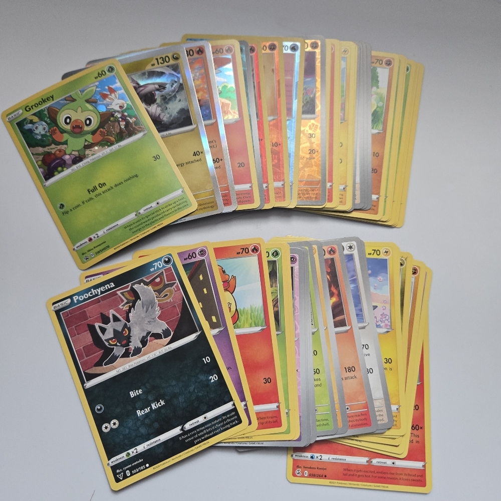 50x Pokemon Cards Lot